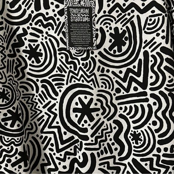 Stadium X Snoeman Oversized Sweatshirt Size Small. New with tags. Cotton. - Picture 3 of 6